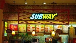 Subway planea cerrar 500 locales en EEUU y ampliar alcance mundial