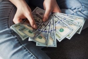 Tasas de cambio en principales entidades financieras y agencias de cambio en RD hoy lunes 23 de septiembre de 2024