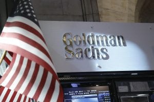 Goldman Sachs proyecta rendimientos de 7.7% anual para las acciones globales en la próxima década